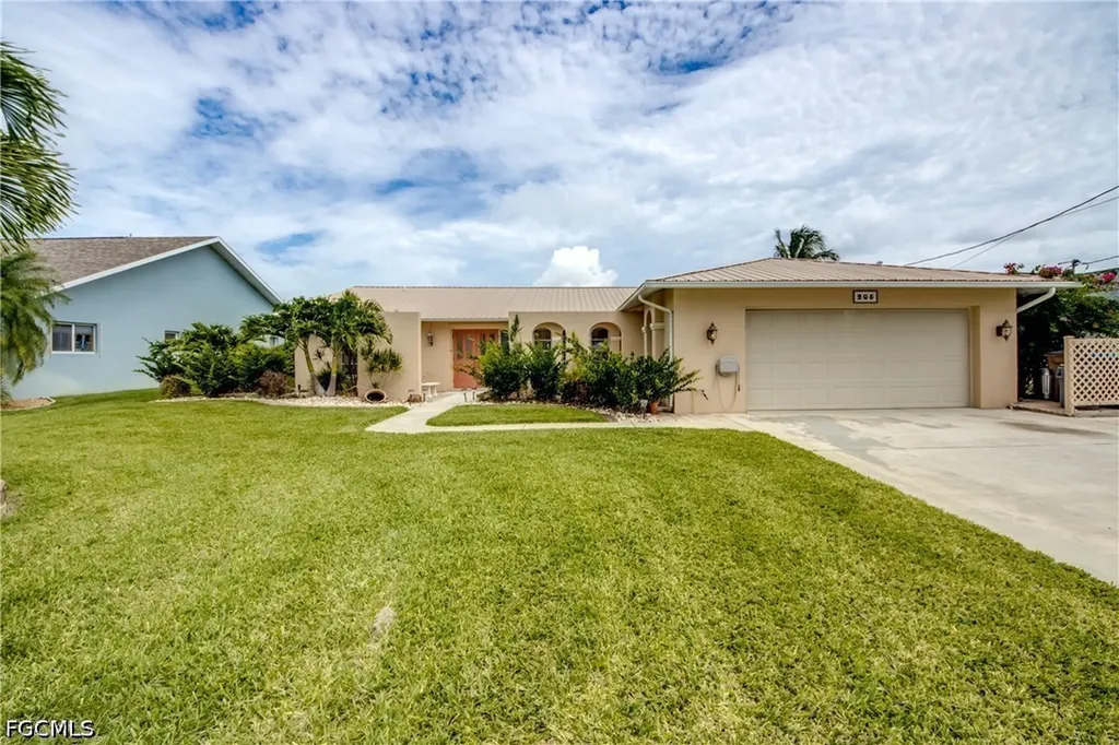 Cape Coral FL, 205 SW 8th Street