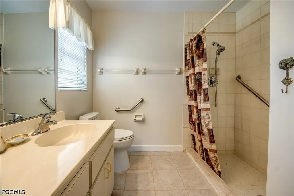 205 SW 8th Street Cape Coral FL 33991