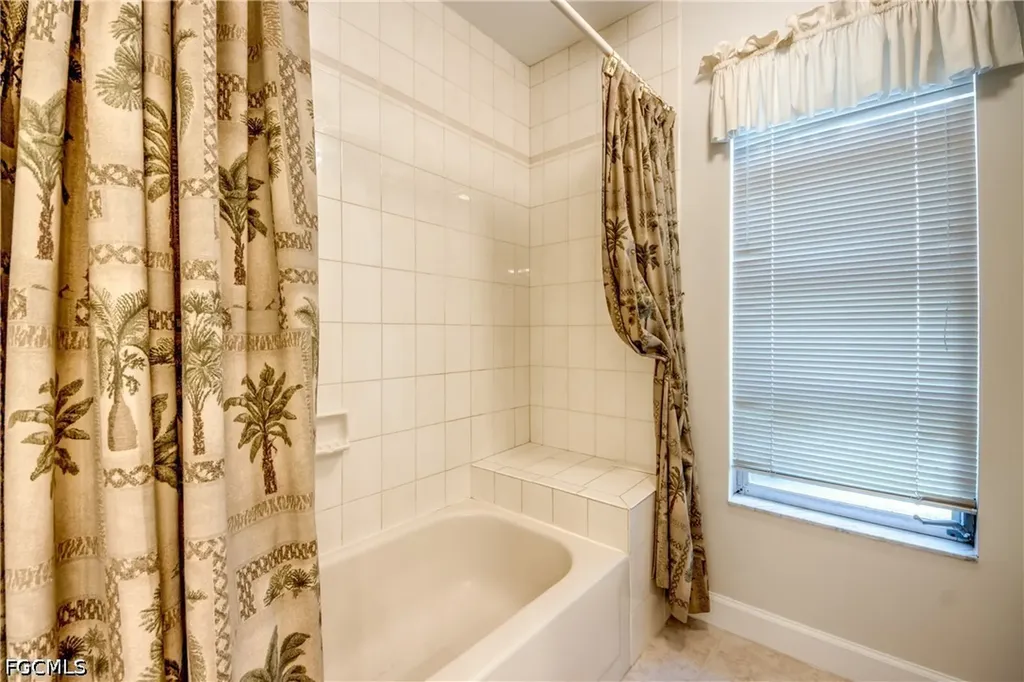 205 SW 8th Street Cape Coral FL 33991