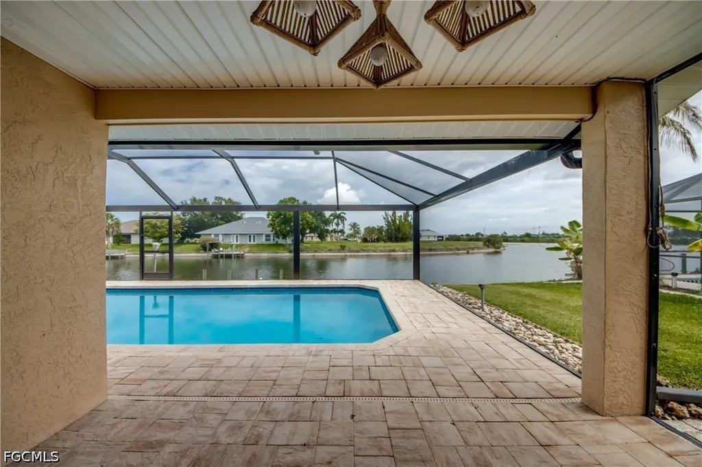 205 SW 8th Street Cape Coral FL 33991