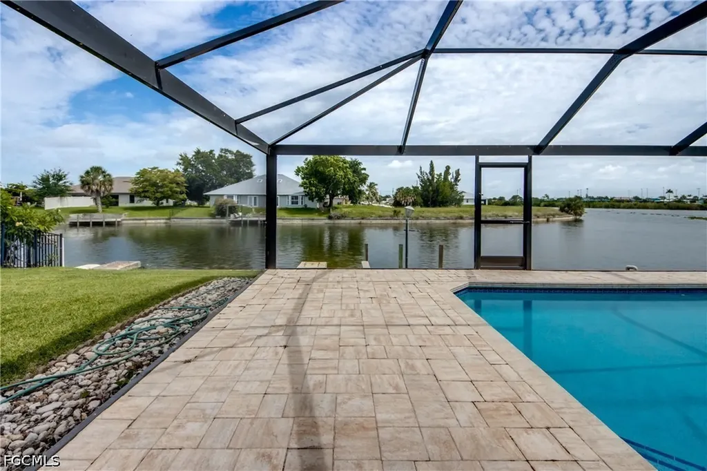205 SW 8th Street Cape Coral FL 33991