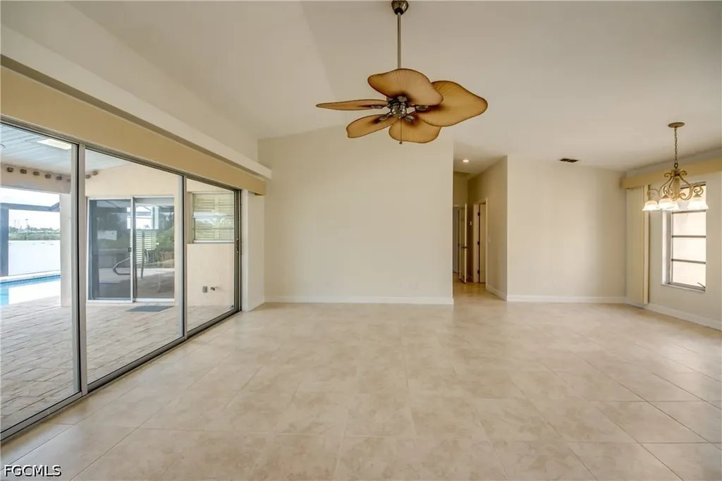 205 SW 8th Street Cape Coral FL 33991