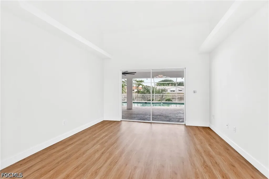 920 E Archer Parkway Cape Coral FL 33904