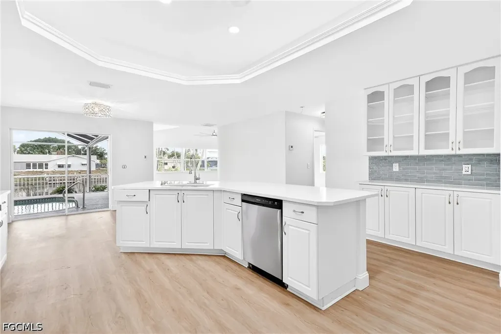 920 E Archer Parkway Cape Coral FL 33904