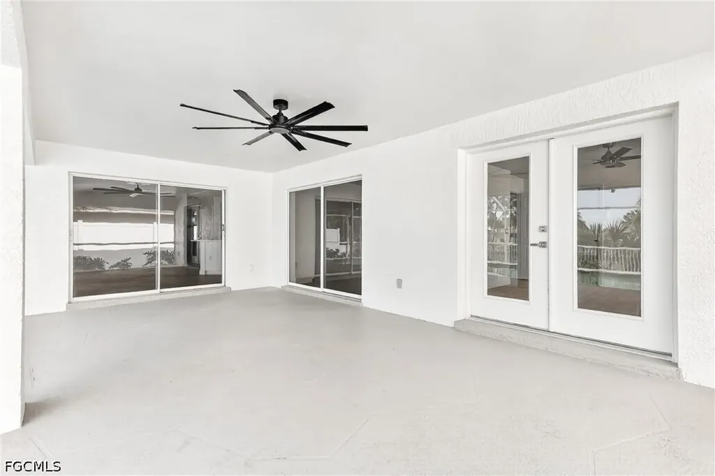 920 E Archer Parkway Cape Coral FL 33904