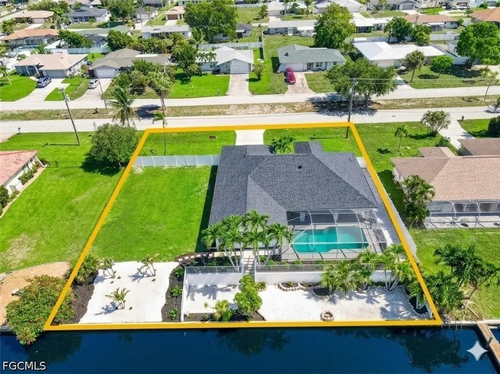 920 E Archer Parkway Cape Coral FL 33904