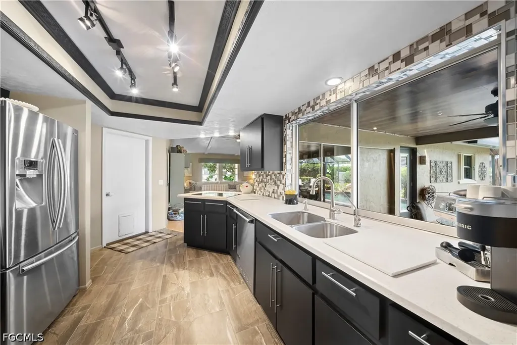 8713 Crest Lane Fort Myers FL 33907