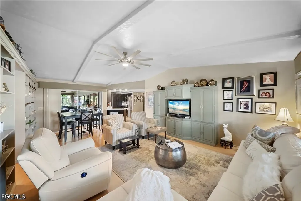 8713 Crest Lane Fort Myers FL 33907