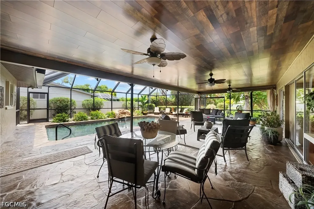 8713 Crest Lane Fort Myers FL 33907