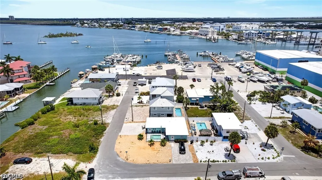 412 Harbor Court Fort Myers Beach FL 33931