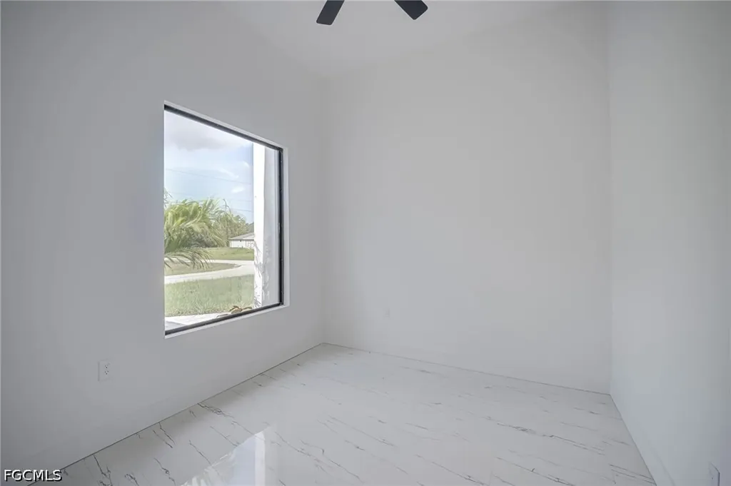 931 Barcelona Street E Lehigh Acres FL 33974