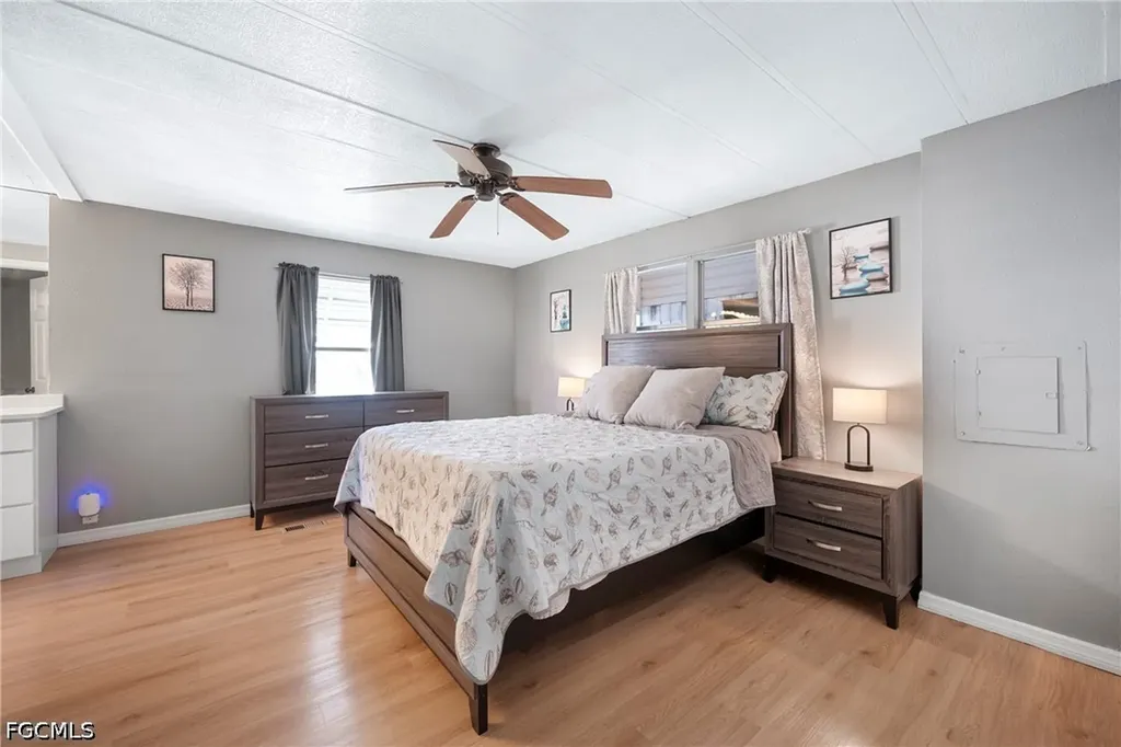 138 Lexington Avenue Fort Myers FL 33908