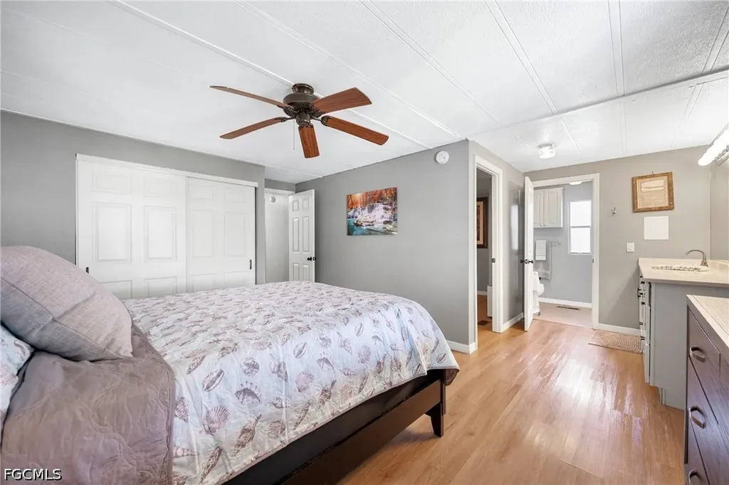 138 Lexington Avenue Fort Myers FL 33908