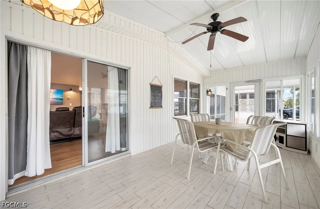 138 Lexington Avenue Fort Myers FL 33908