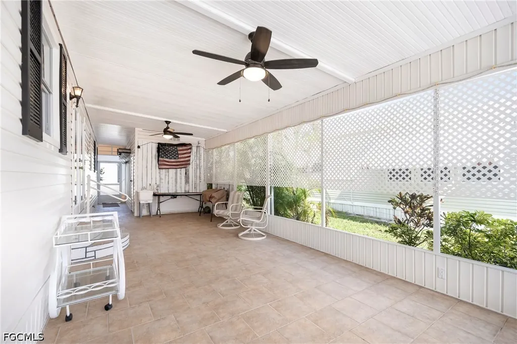 138 Lexington Avenue Fort Myers FL 33908