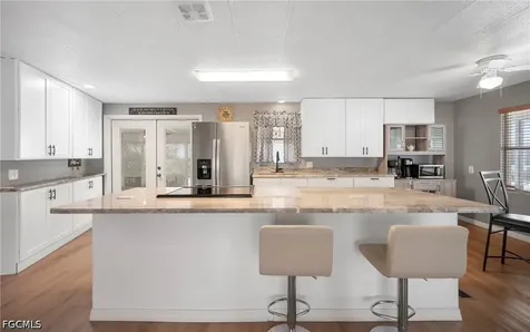 138 Lexington Avenue Fort Myers FL 33908