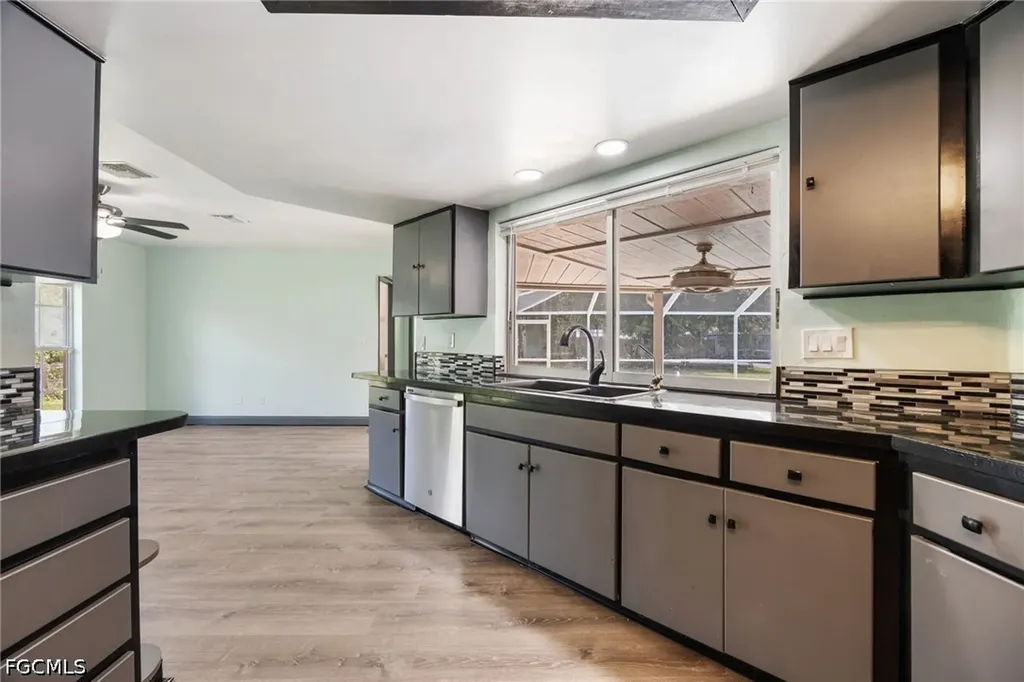 22031 Edwards Drive Alva FL 33920