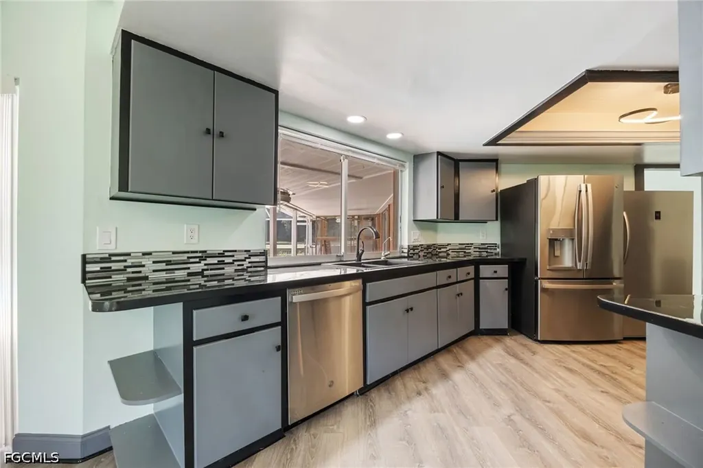 22031 Edwards Drive Alva FL 33920