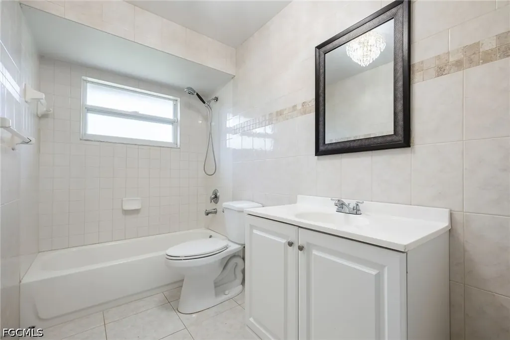 22031 Edwards Drive Alva FL 33920