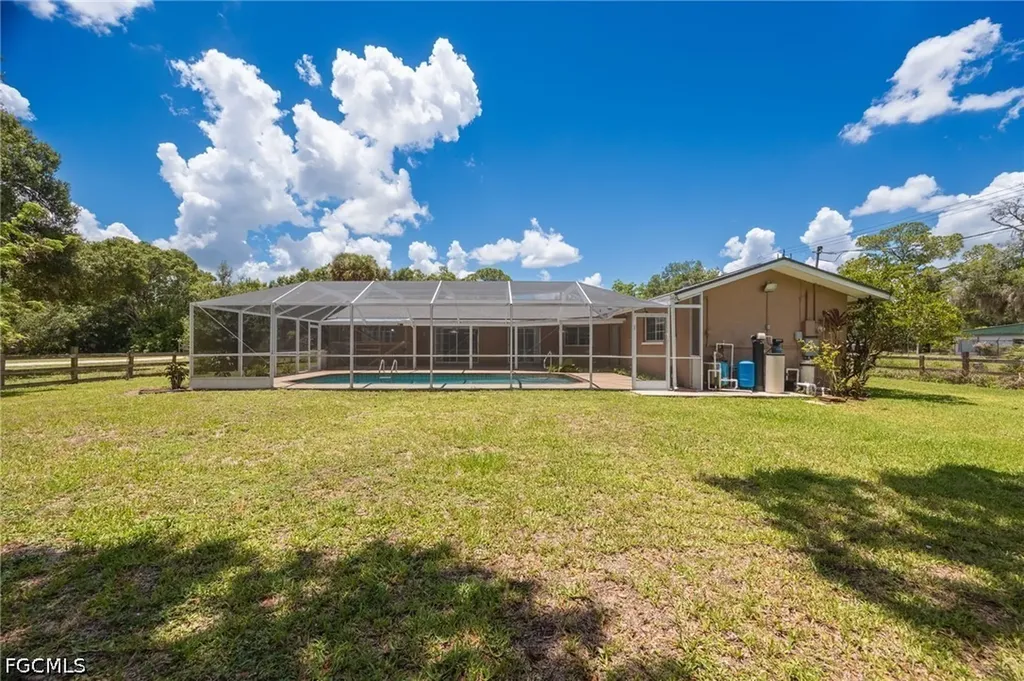 22031 Edwards Drive Alva FL 33920