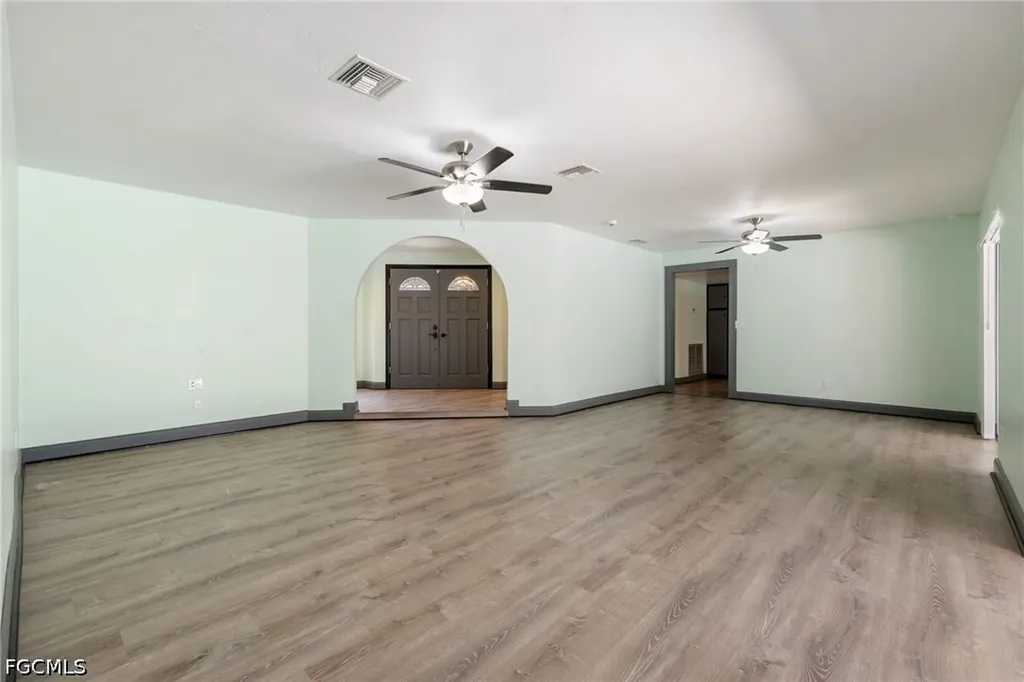 22031 Edwards Drive Alva FL 33920
