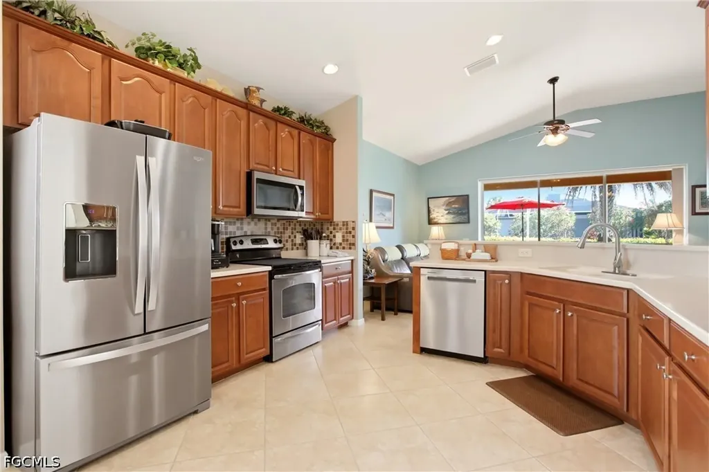 2621 Brightside Court Cape Coral FL 33991