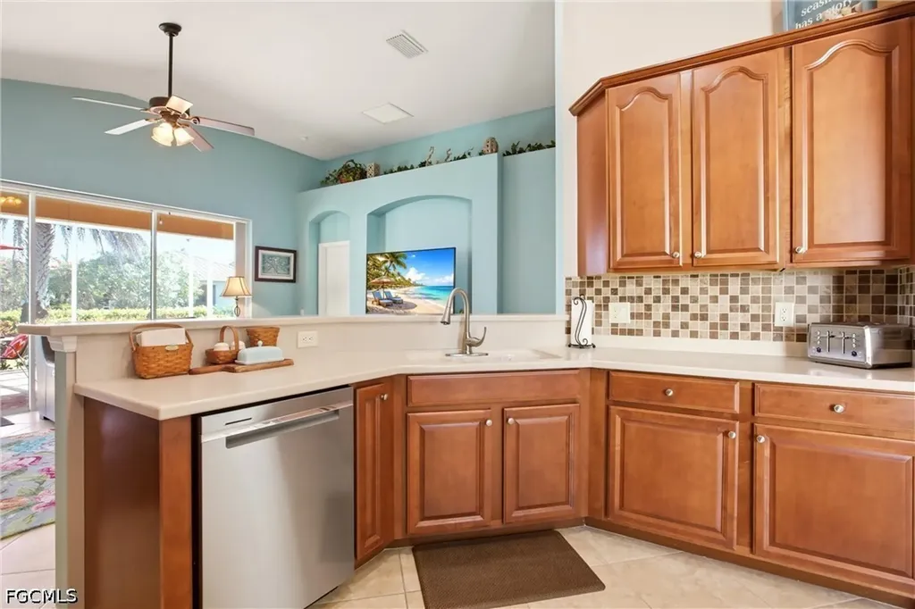 2621 Brightside Court Cape Coral FL 33991