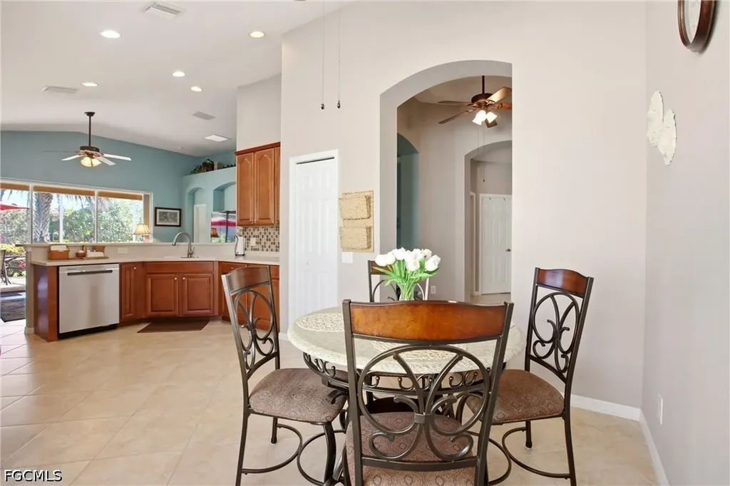 2621 Brightside Court Cape Coral FL 33991