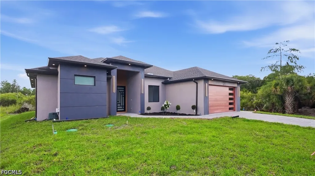 3305 32nd Street W Lehigh Acres FL 33971
