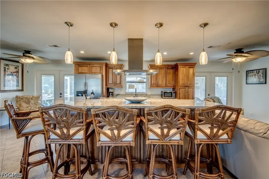 1122 El Dorado Parkway E Cape Coral FL 33904