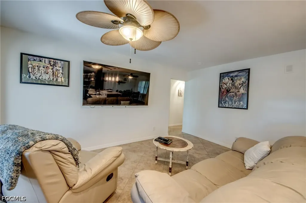 1122 El Dorado Parkway E Cape Coral FL 33904