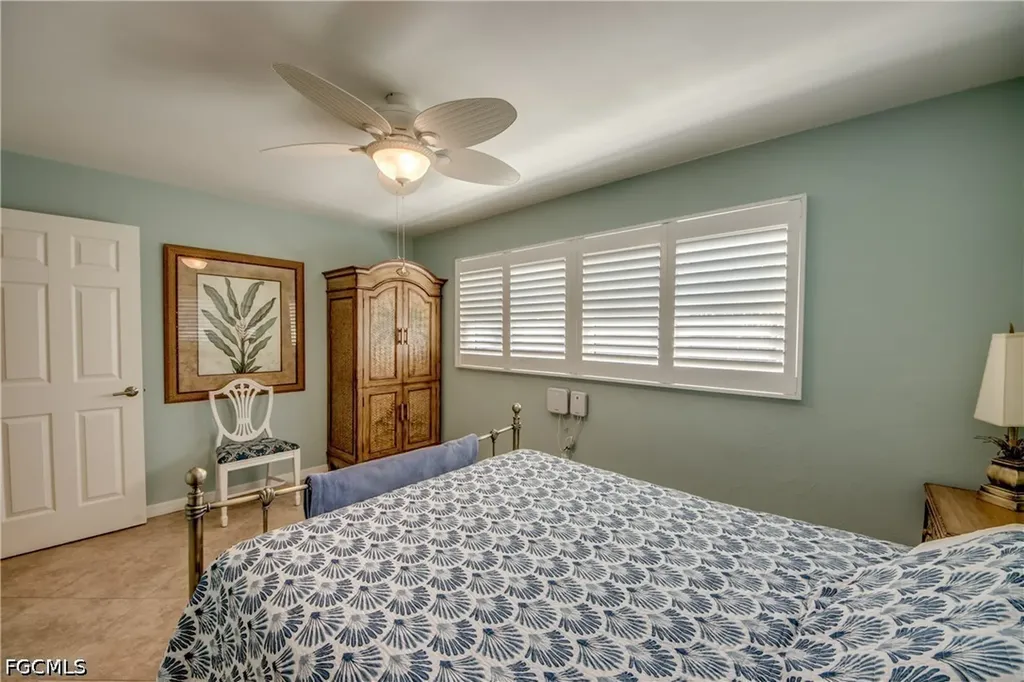 1122 El Dorado Parkway E Cape Coral FL 33904