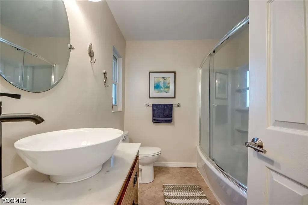 1122 El Dorado Parkway E Cape Coral FL 33904