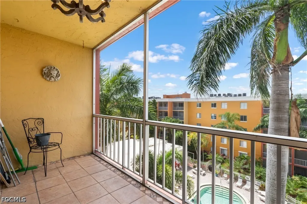2366 E Mall Drive Fort Myers FL 33901