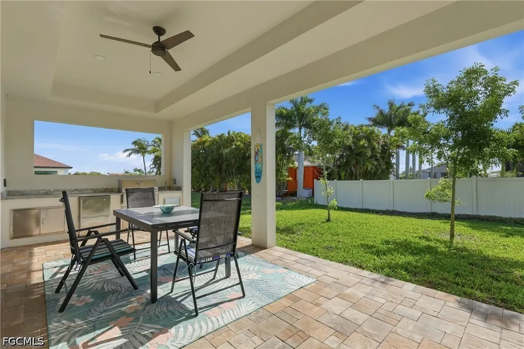 1813 NW 37th Place Cape Coral FL 33993