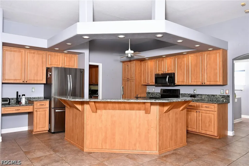 2313 SW 53rd Terrace Cape Coral FL 33914