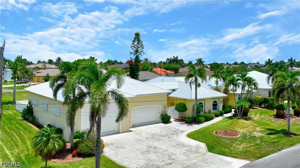 2313 SW 53rd Terrace Cape Coral FL 33914