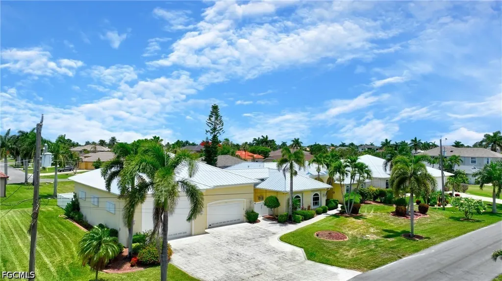 2313 SW 53rd Terrace Cape Coral FL 33914