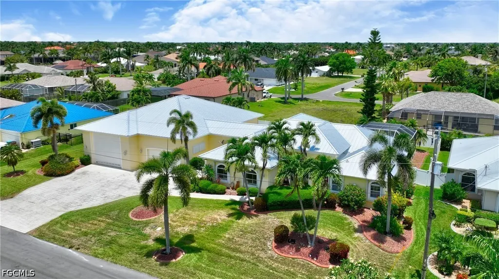 2313 SW 53rd Terrace Cape Coral FL 33914