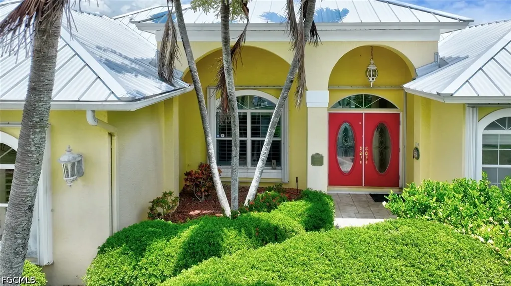 2313 SW 53rd Terrace Cape Coral FL 33914