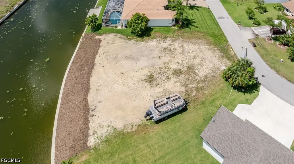 506 NE 21st Place Cape Coral FL 33909
