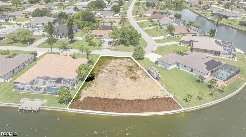 506 NE 21st Place Cape Coral FL 33909
