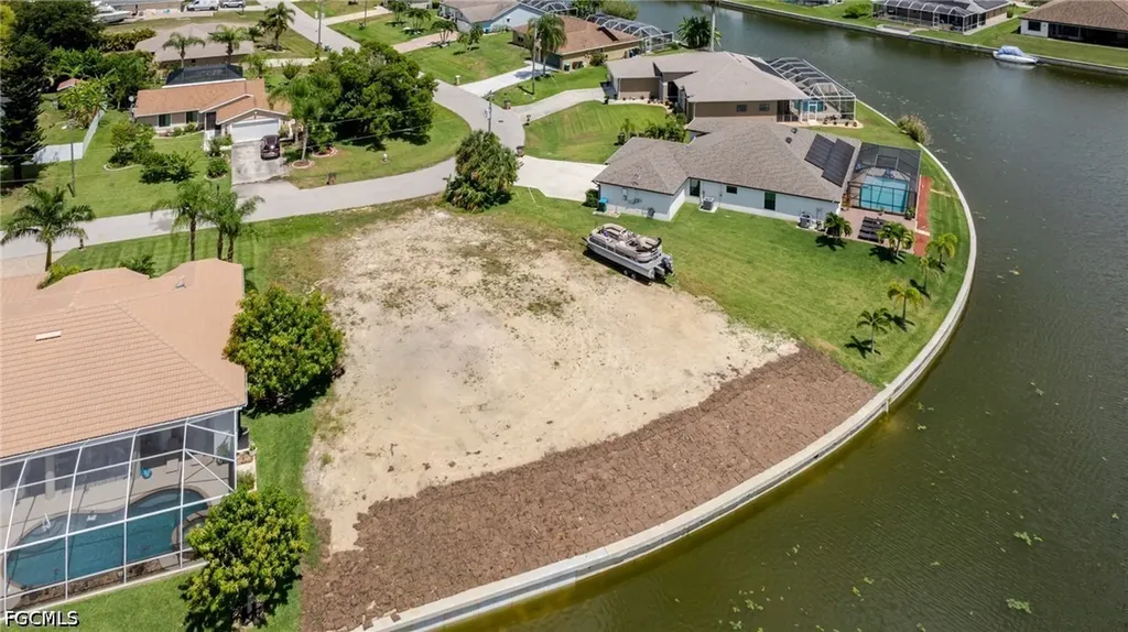 506 NE 21st Place Cape Coral FL 33909
