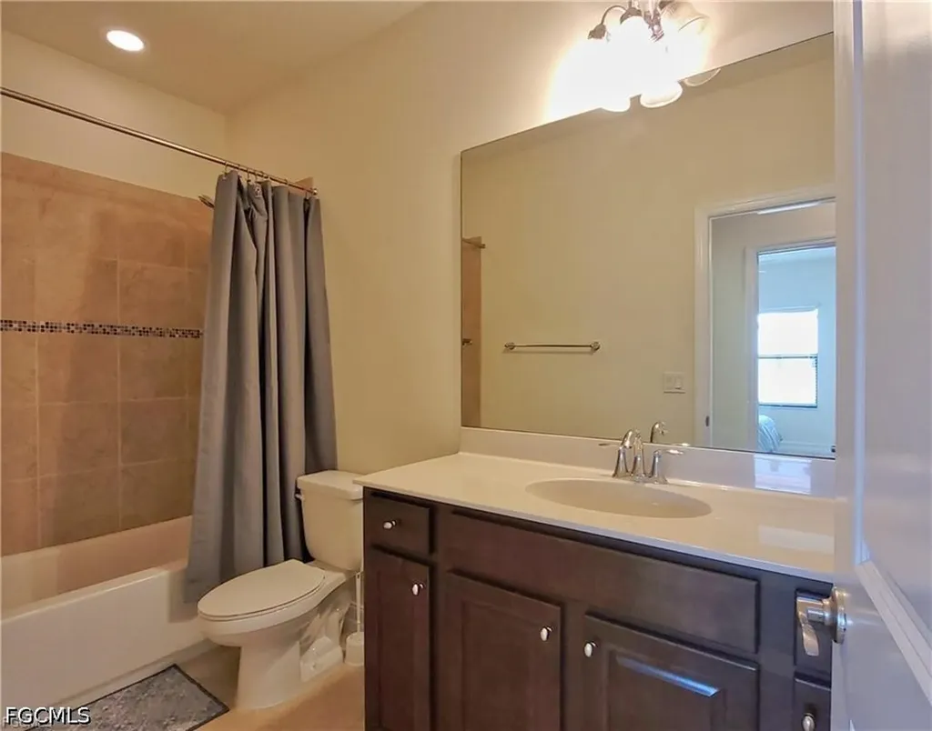 9462 Montebello Way Fort Myers FL 33908