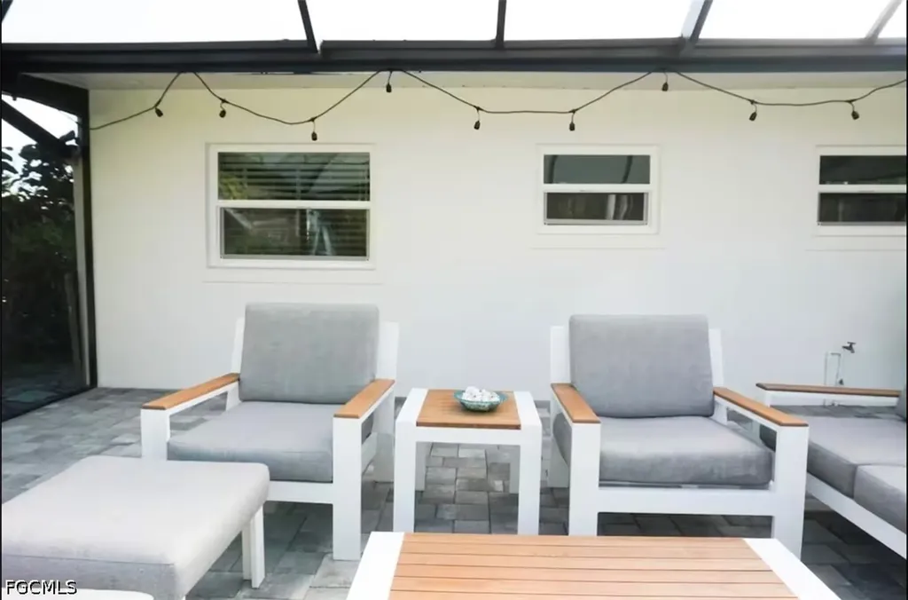 1745 Hanson Street Fort Myers FL 33901
