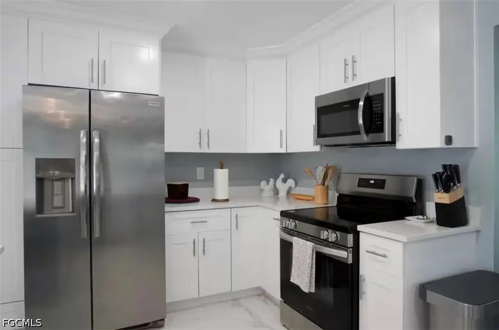 1745 Hanson Street Fort Myers FL 33901