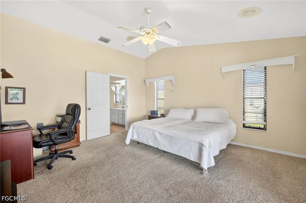 609 SE 21st Street Cape Coral FL 33990