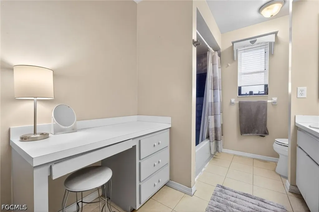 609 SE 21st Street Cape Coral FL 33990