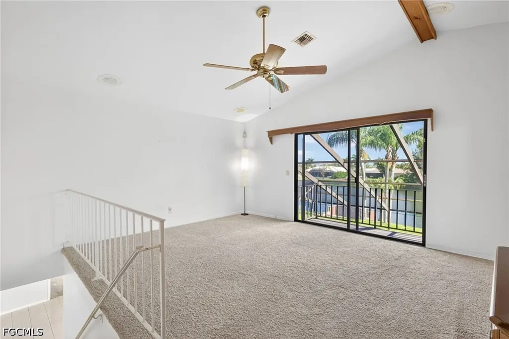 609 SE 21st Street Cape Coral FL 33990