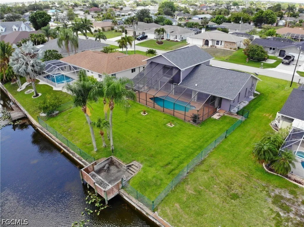 609 SE 21st Street Cape Coral FL 33990